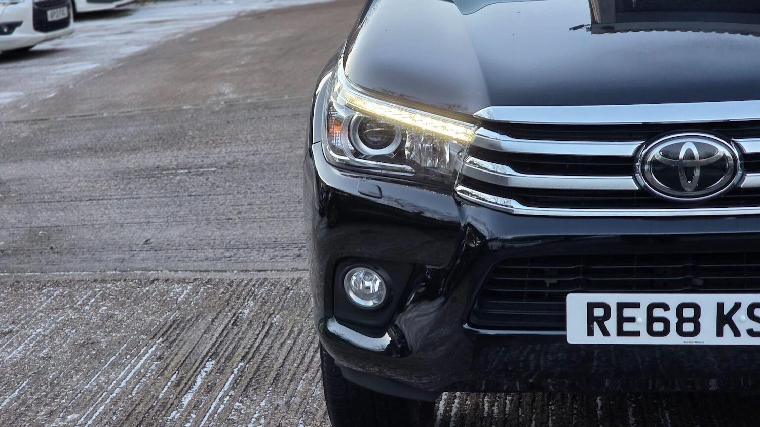 Used Toyota Hilux 2018 for sale - 77113107: Photo 51