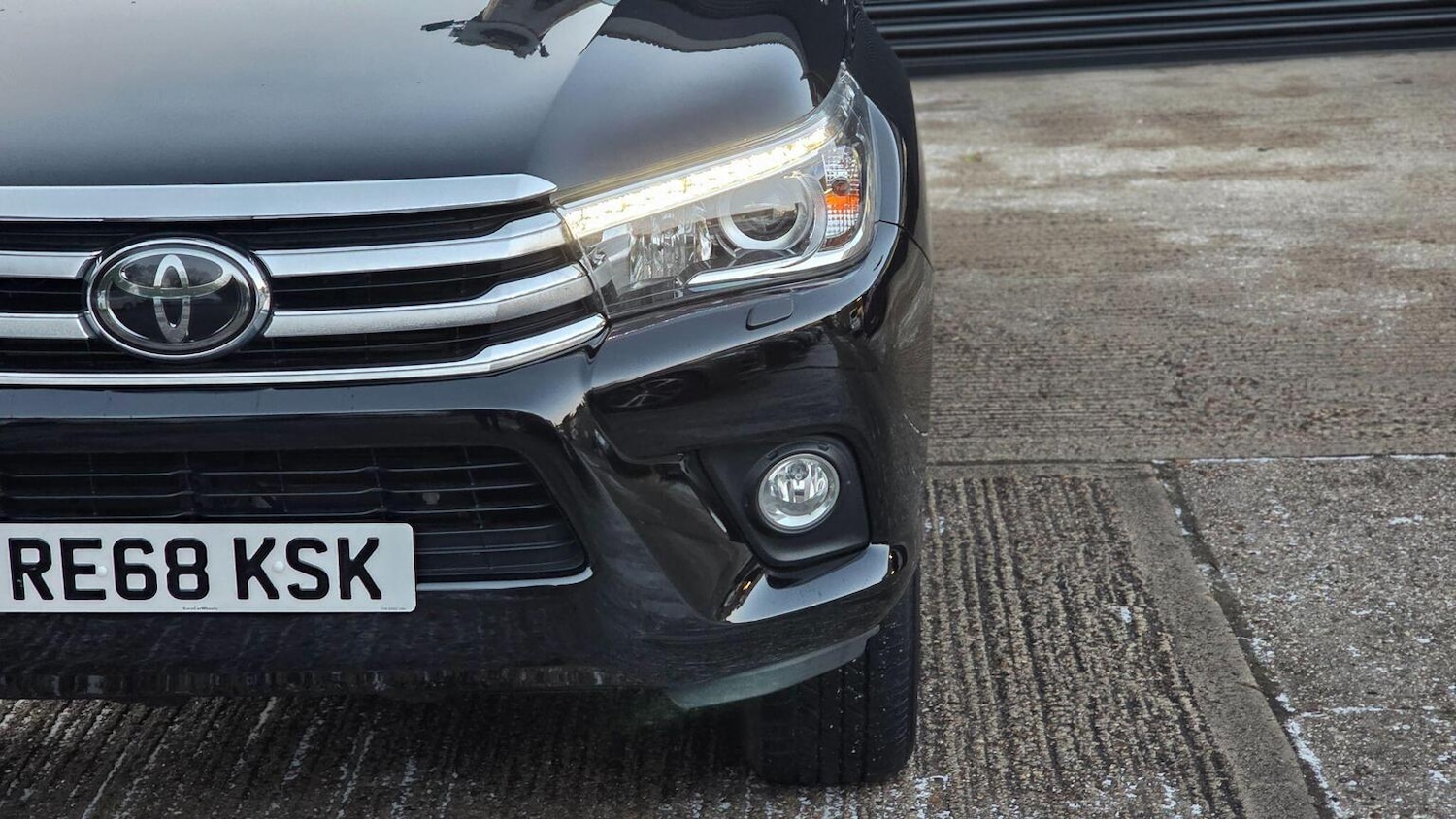 Used Toyota Hilux 2018 for sale - 77113107: Photo 52