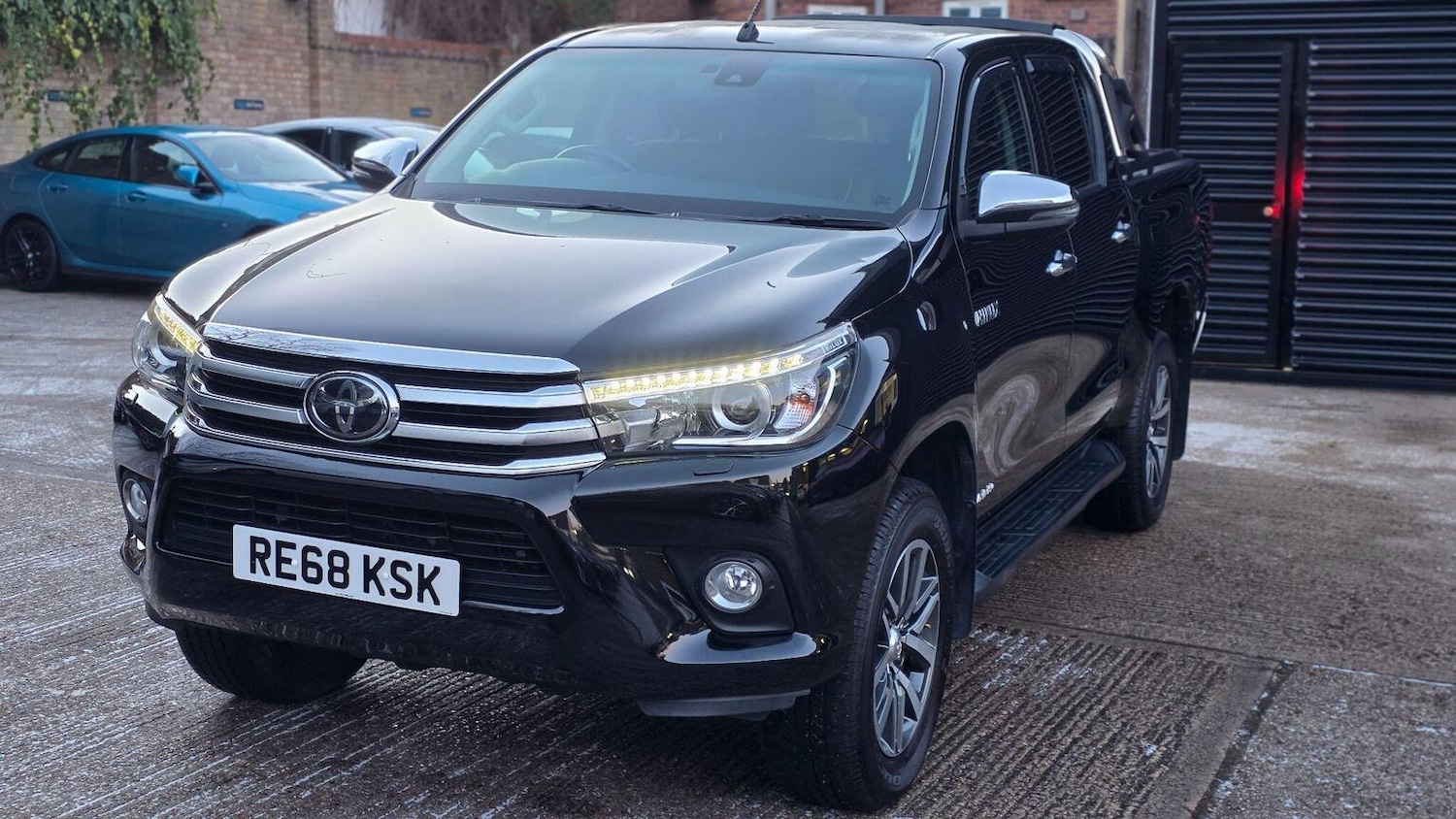 Used Toyota Hilux 2018 for sale - 77113107: Photo 9
