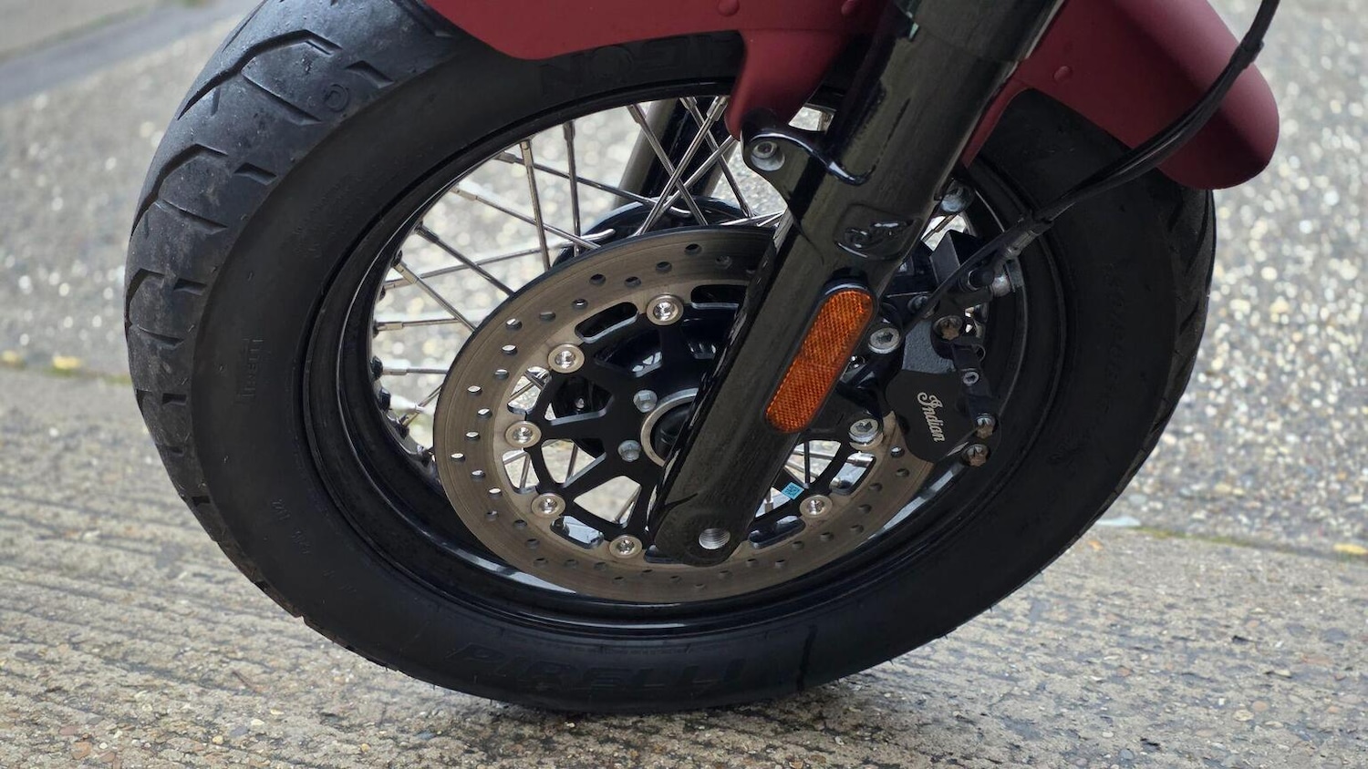 Indian CHIEF BOBBER DARK HORSE