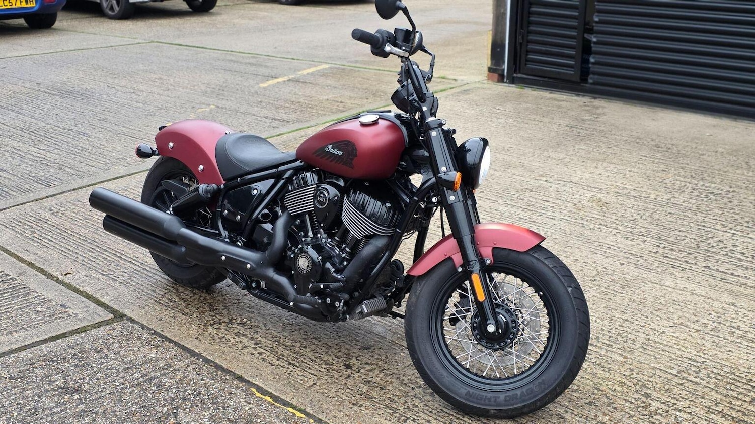 Indian CHIEF BOBBER DARK HORSE