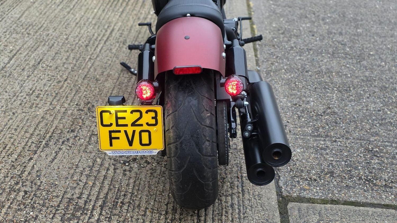 Indian CHIEF BOBBER DARK HORSE