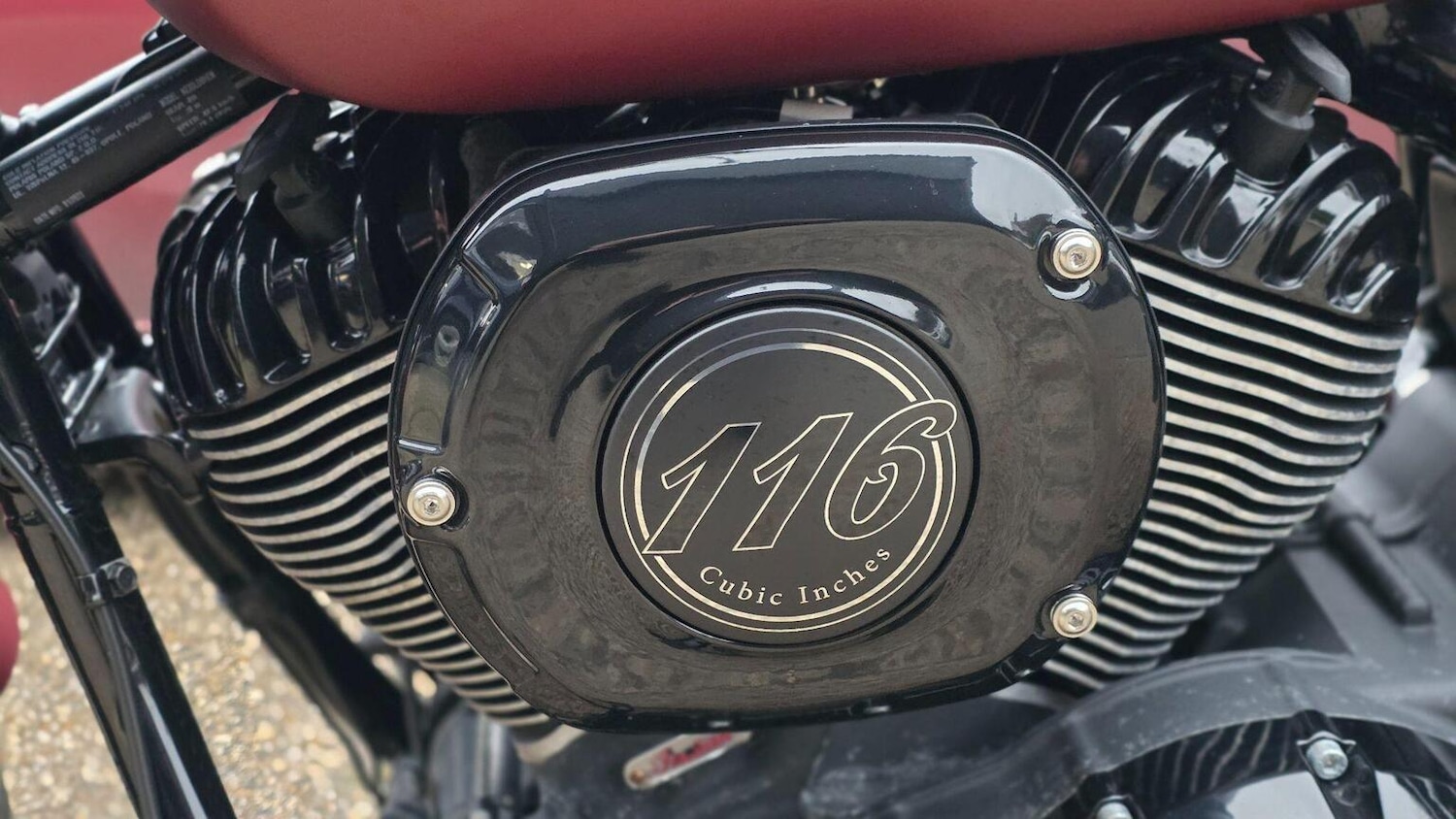 Indian CHIEF BOBBER DARK HORSE