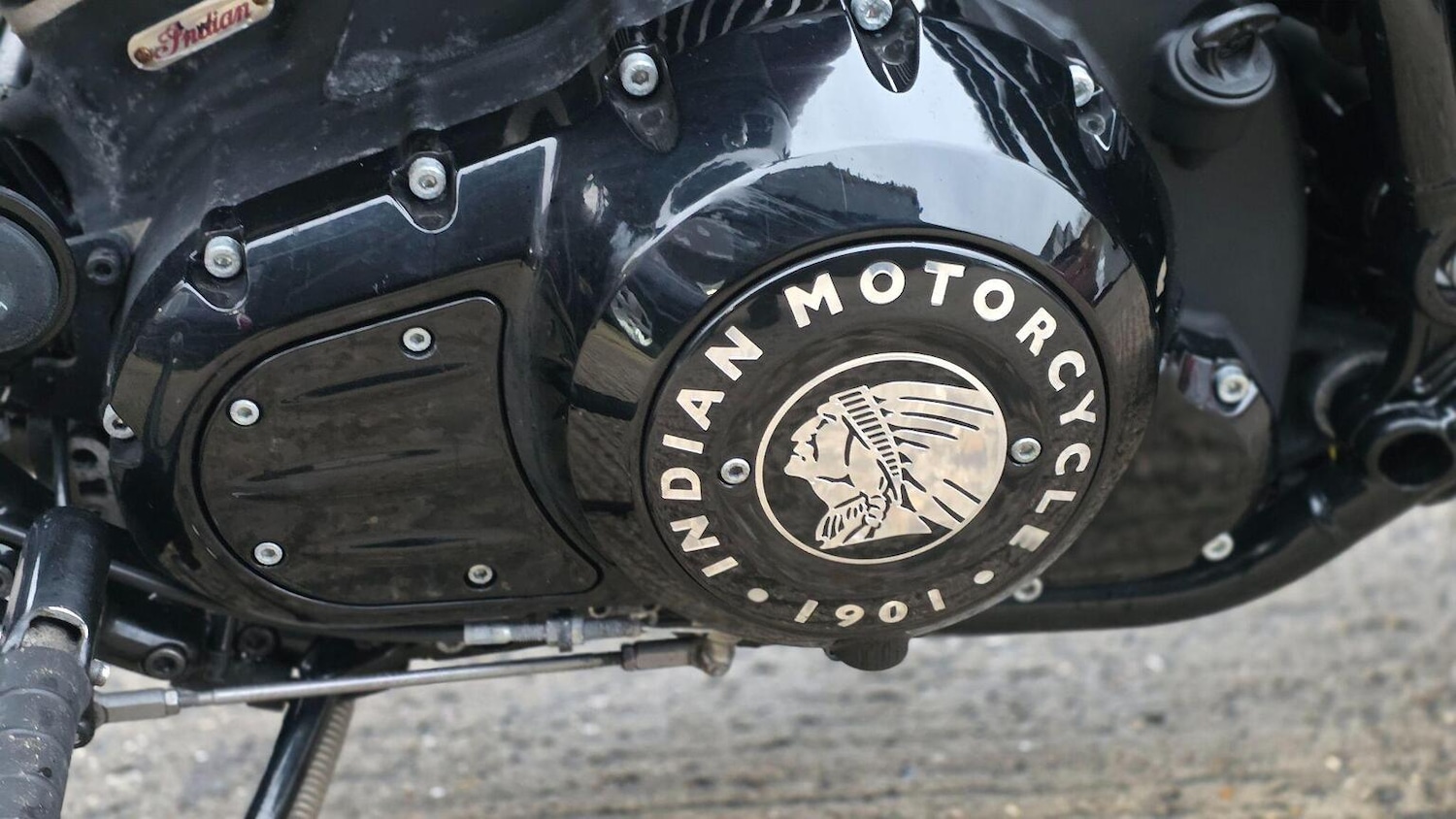 Indian CHIEF BOBBER DARK HORSE