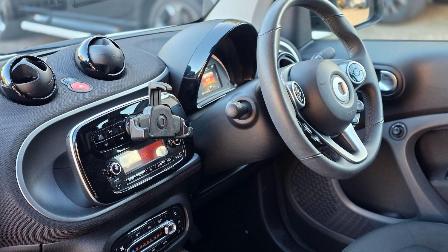 Used smart fortwo 2016 for sale - 76461559: Photo 10