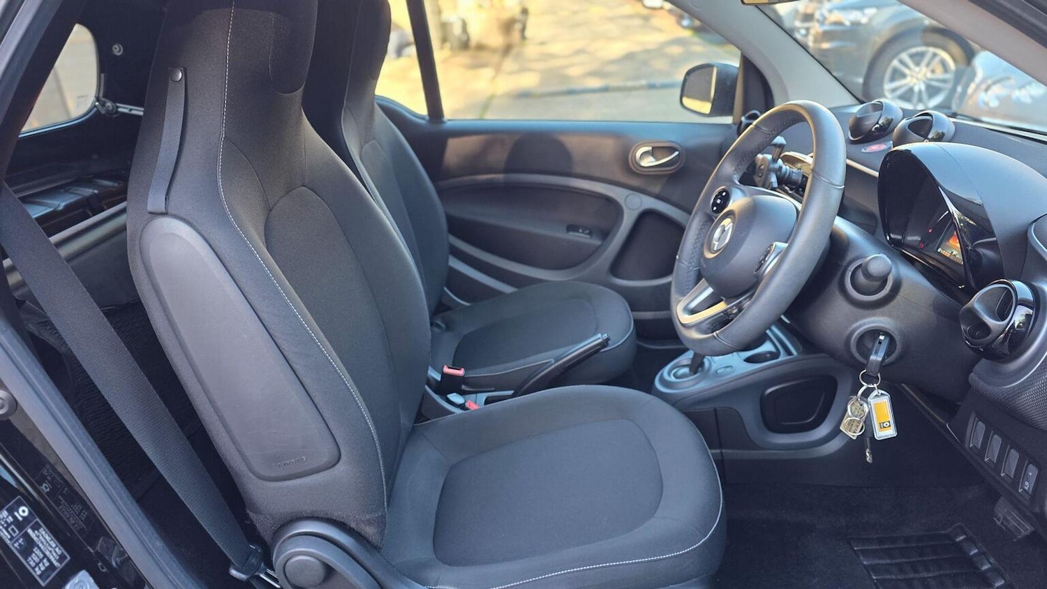 Used smart fortwo 2016 for sale - 76461559: Photo 12