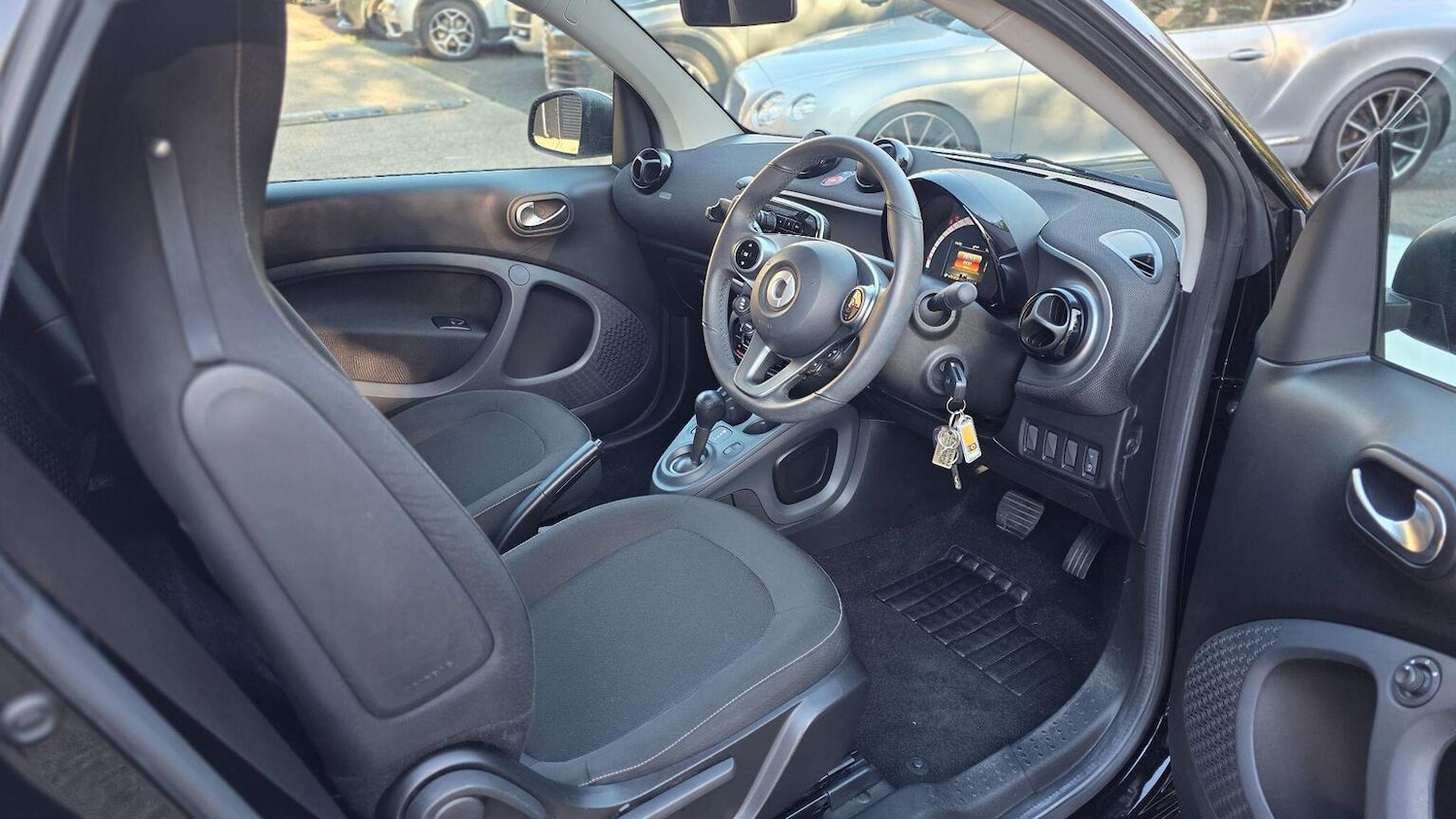 Used smart fortwo 2016 for sale - 76461559: Photo 22