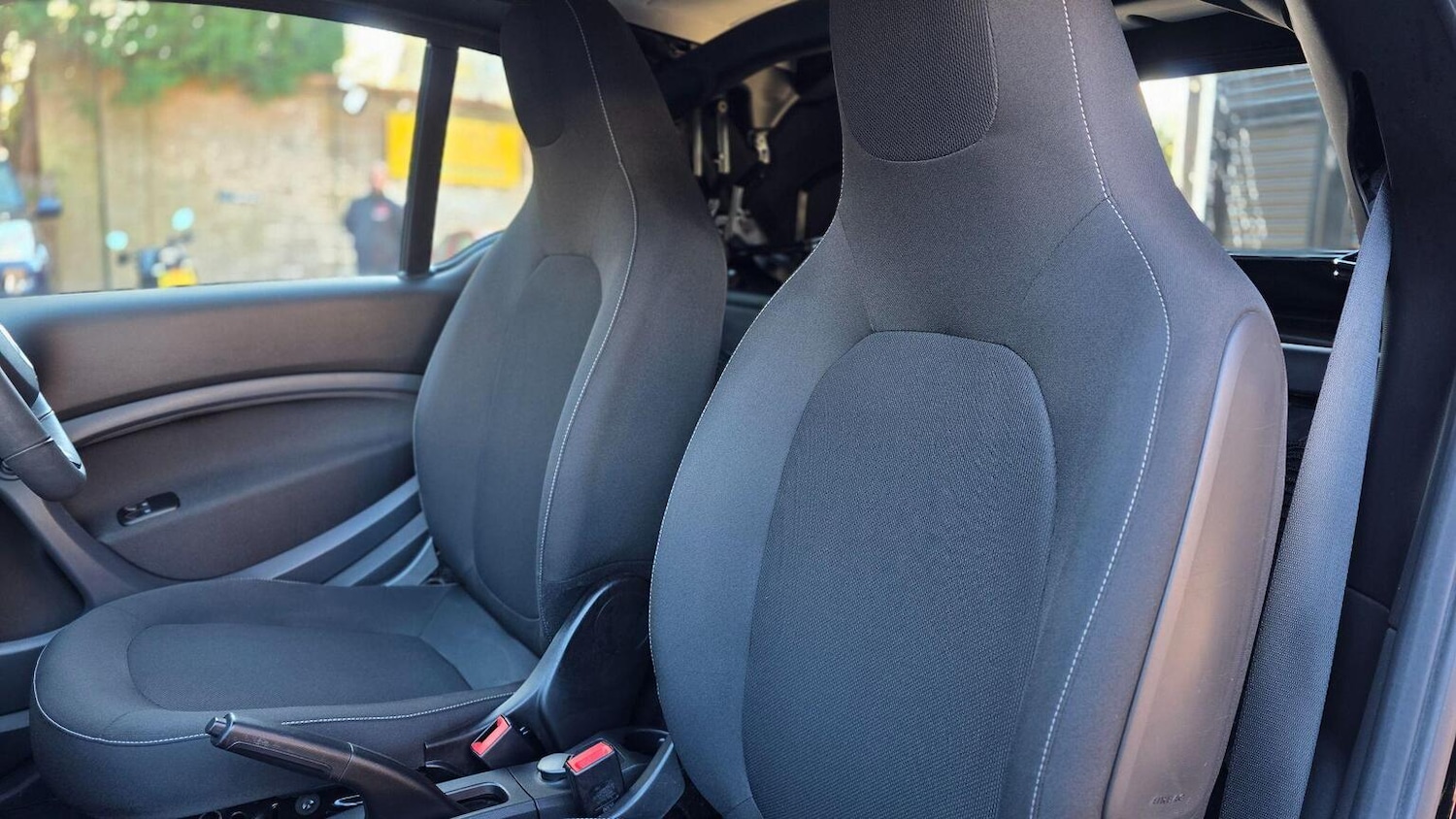 Used smart fortwo 2016 for sale - 76461559: Photo 25