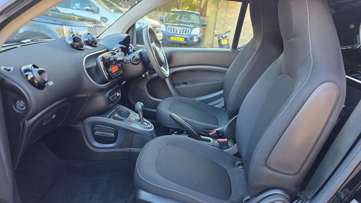 Used smart fortwo 2016 for sale - 76461559: Photo 26