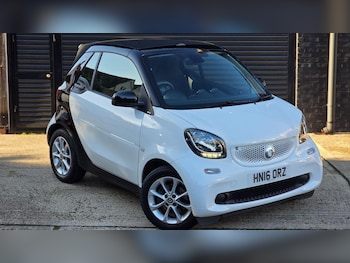 Used smart fortwo 2016 for sale - 76461559: Photo
