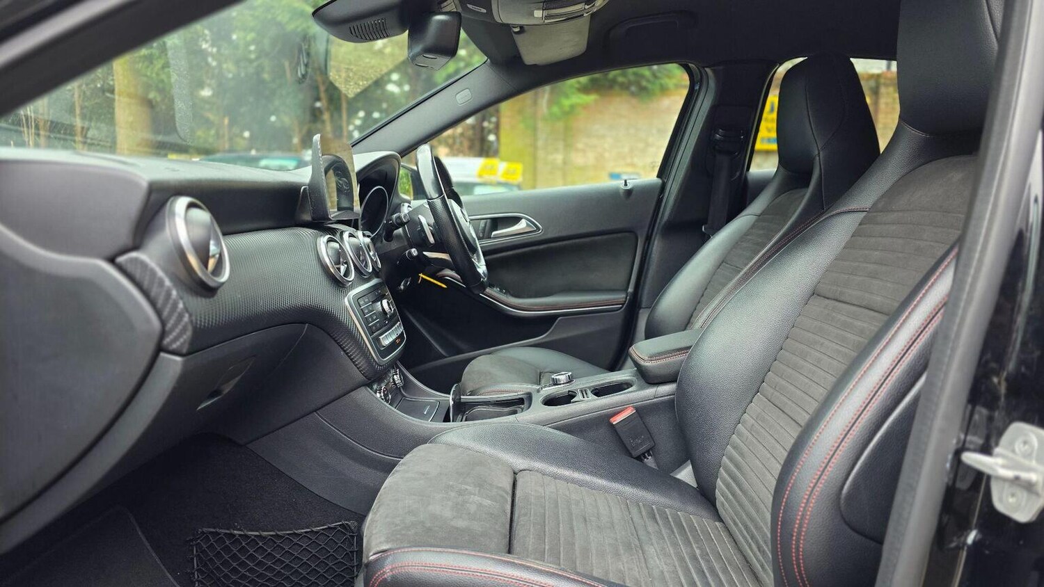 Used Mercedes-Benz A-Class 2016 for sale - 77915712: Photo 13