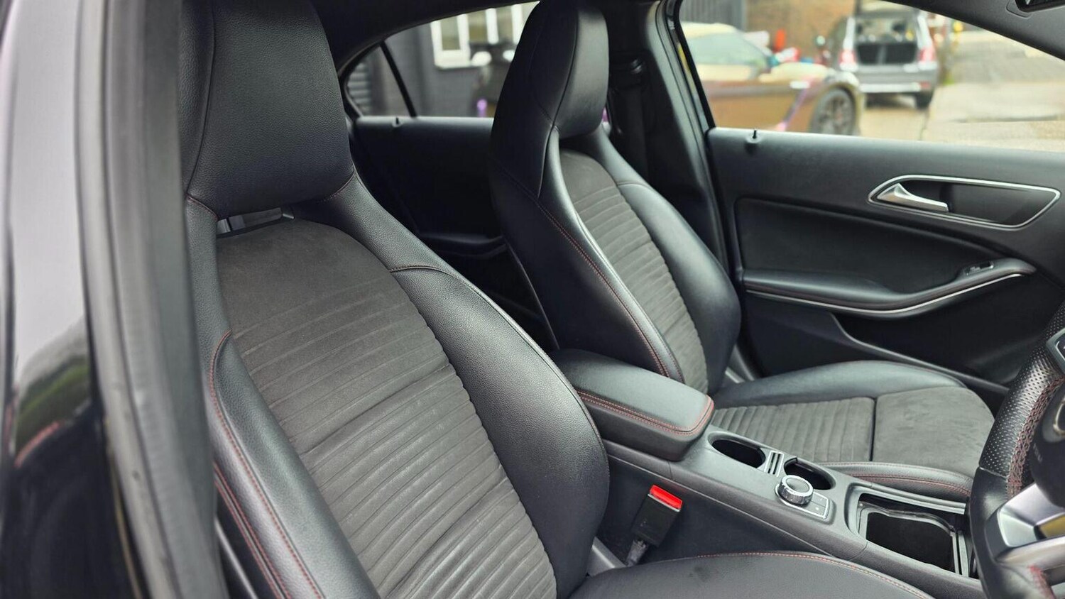 Used Mercedes-Benz A-Class 2016 for sale - 77915712: Photo 30