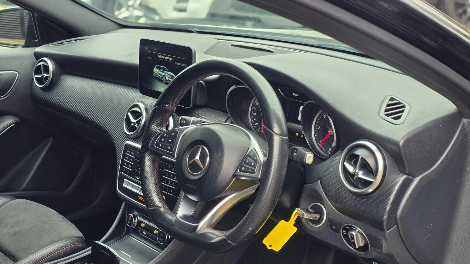 Used Mercedes-Benz A-Class 2016 for sale - 77915712: Photo 32