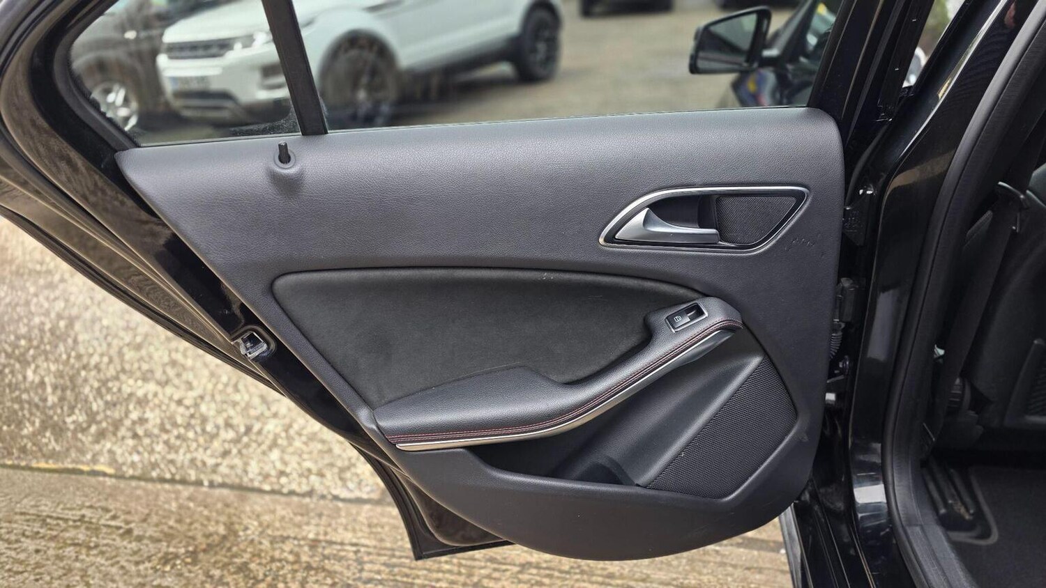 Used Mercedes-Benz A-Class 2016 for sale - 77915712: Photo 41