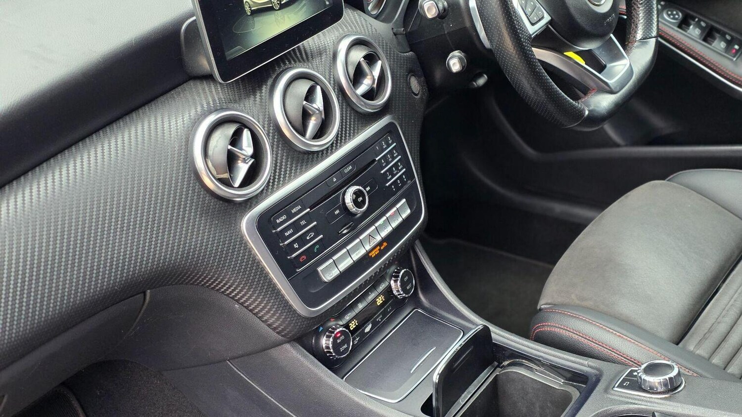 Used Mercedes-Benz A-Class 2016 for sale - 77915712: Photo 43