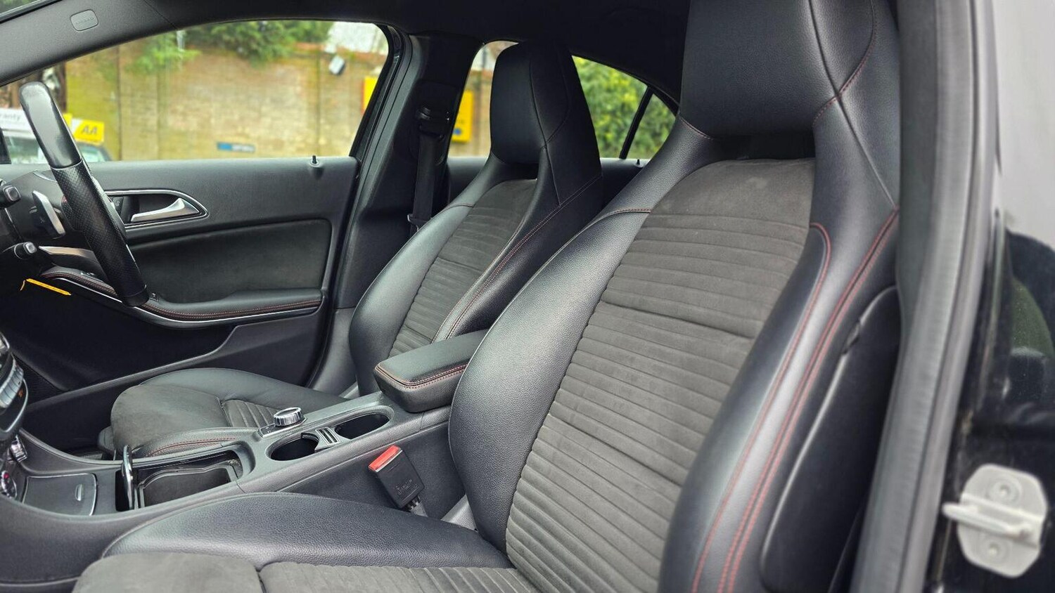 Used Mercedes-Benz A-Class 2016 for sale - 77915712: Photo 44