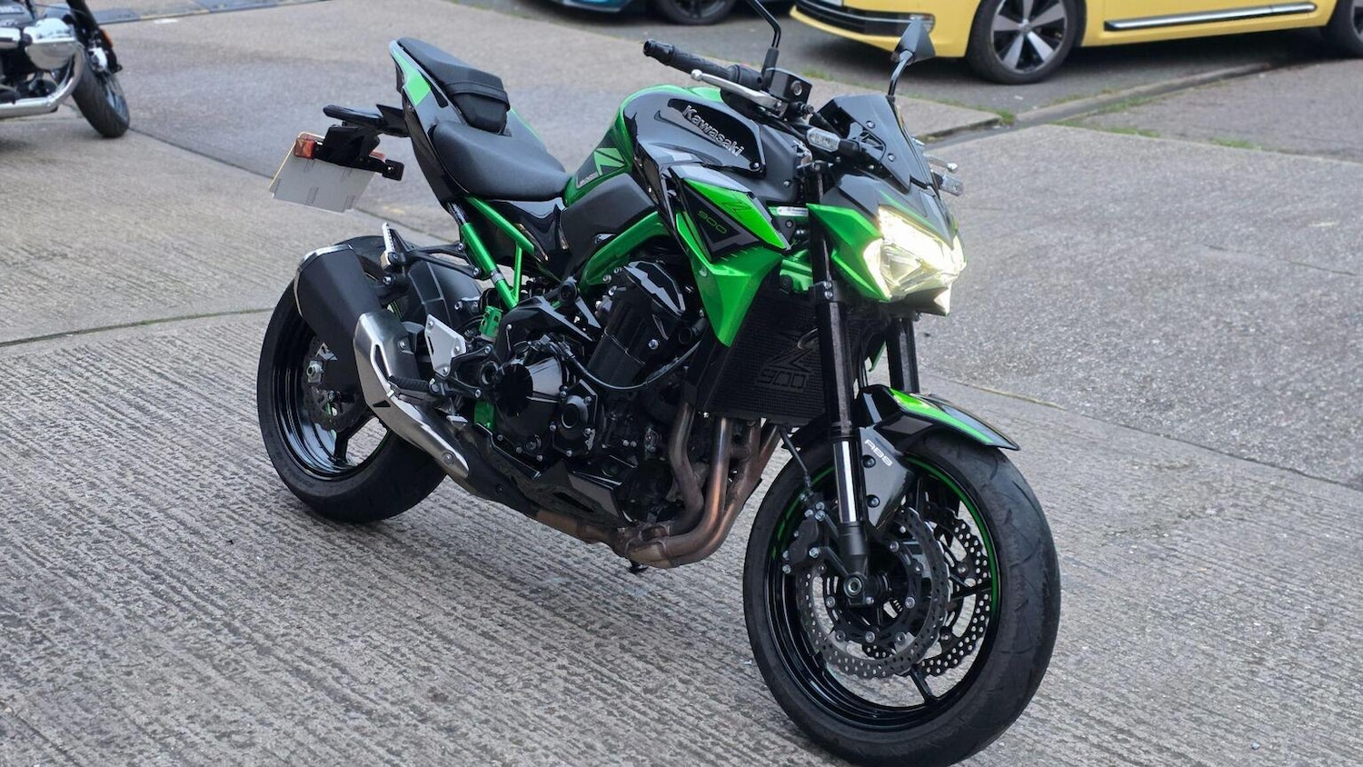 Kawasaki Z900