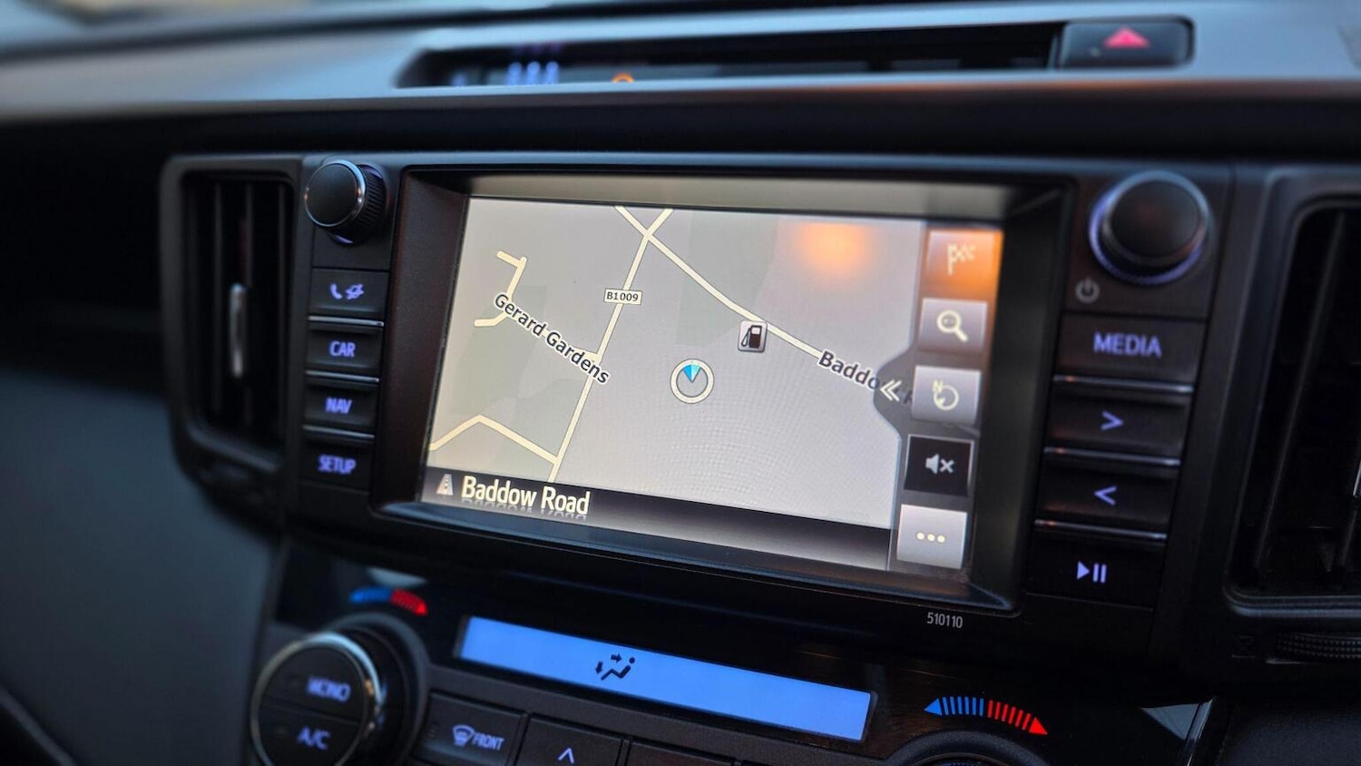 Used Toyota RAV4 2016 for sale - 76858909: Photo 20