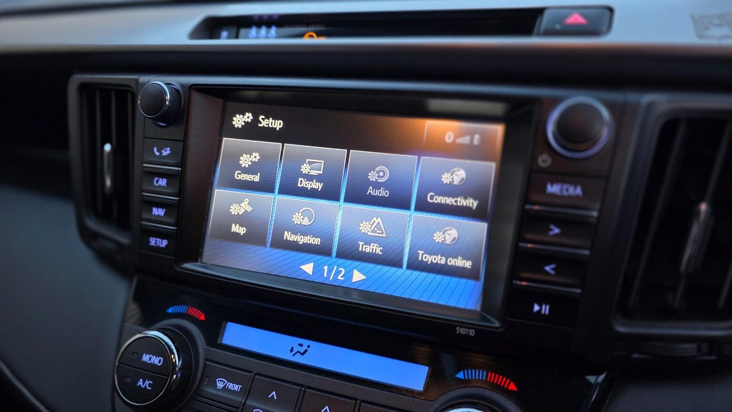 Used Toyota RAV4 2016 for sale - 76858909: Photo 21