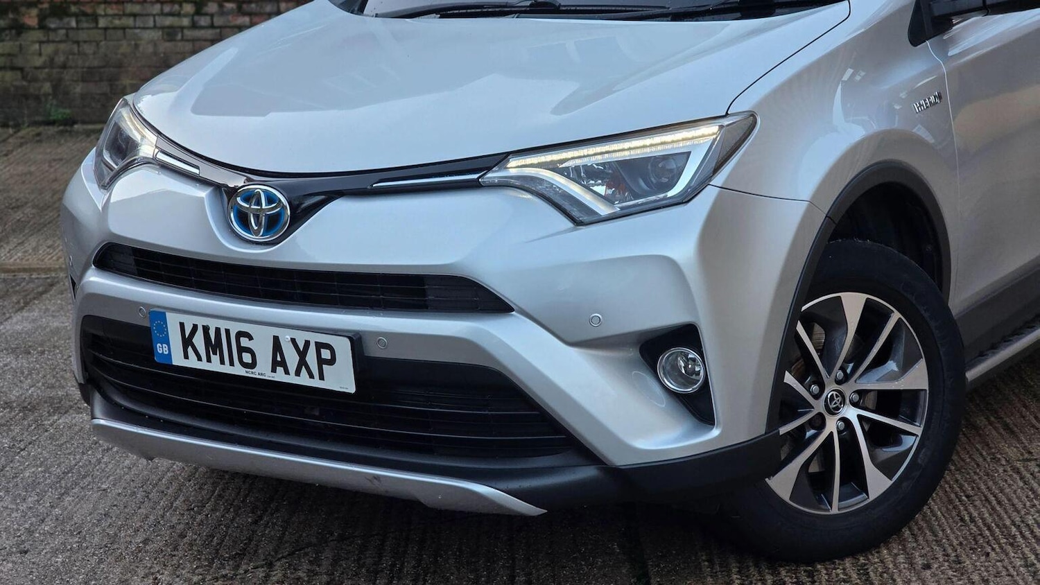 Used Toyota RAV4 2016 for sale - 76858909: Photo 54