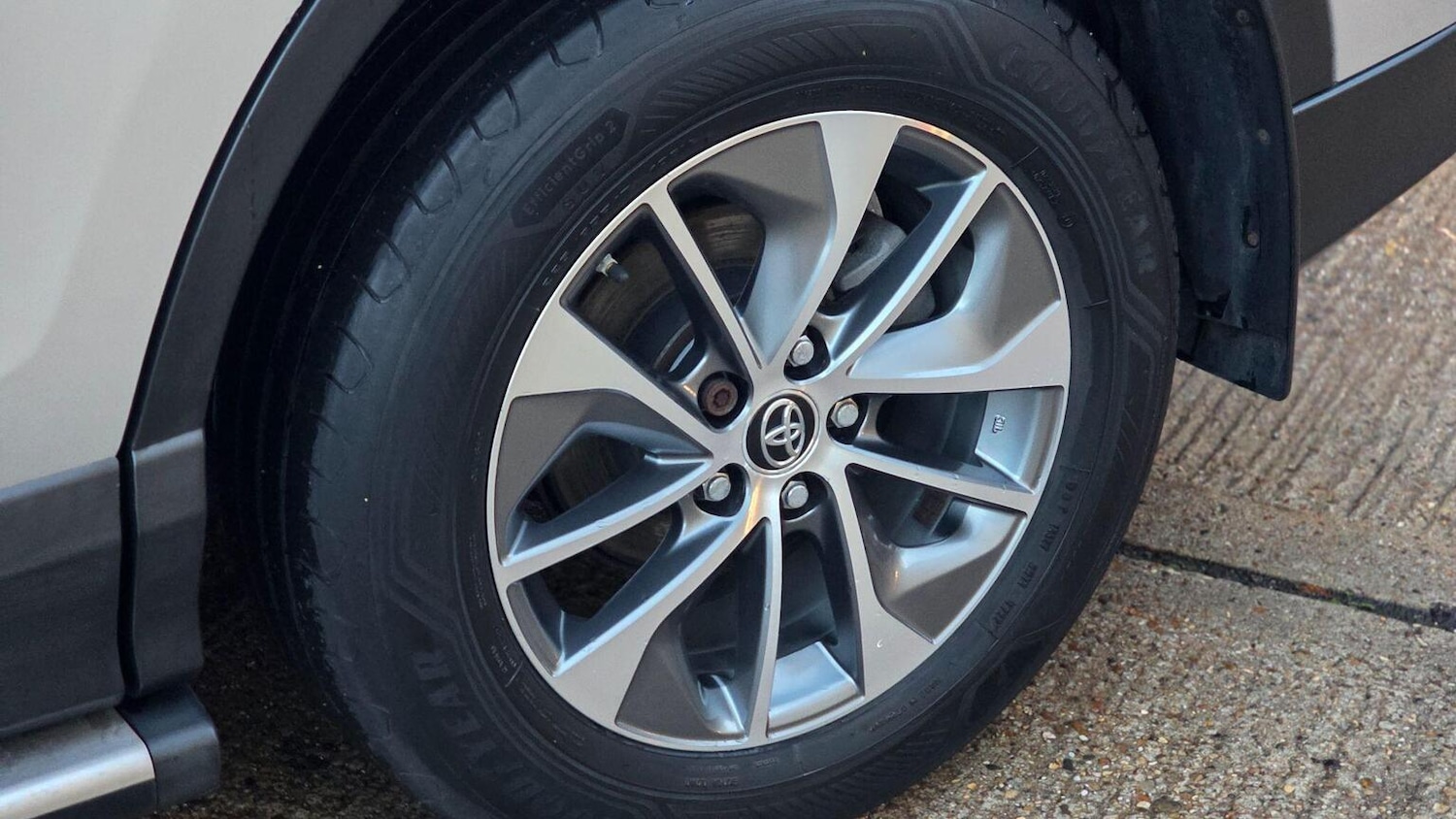 Used Toyota RAV4 2016 for sale - 76858909: Photo 56