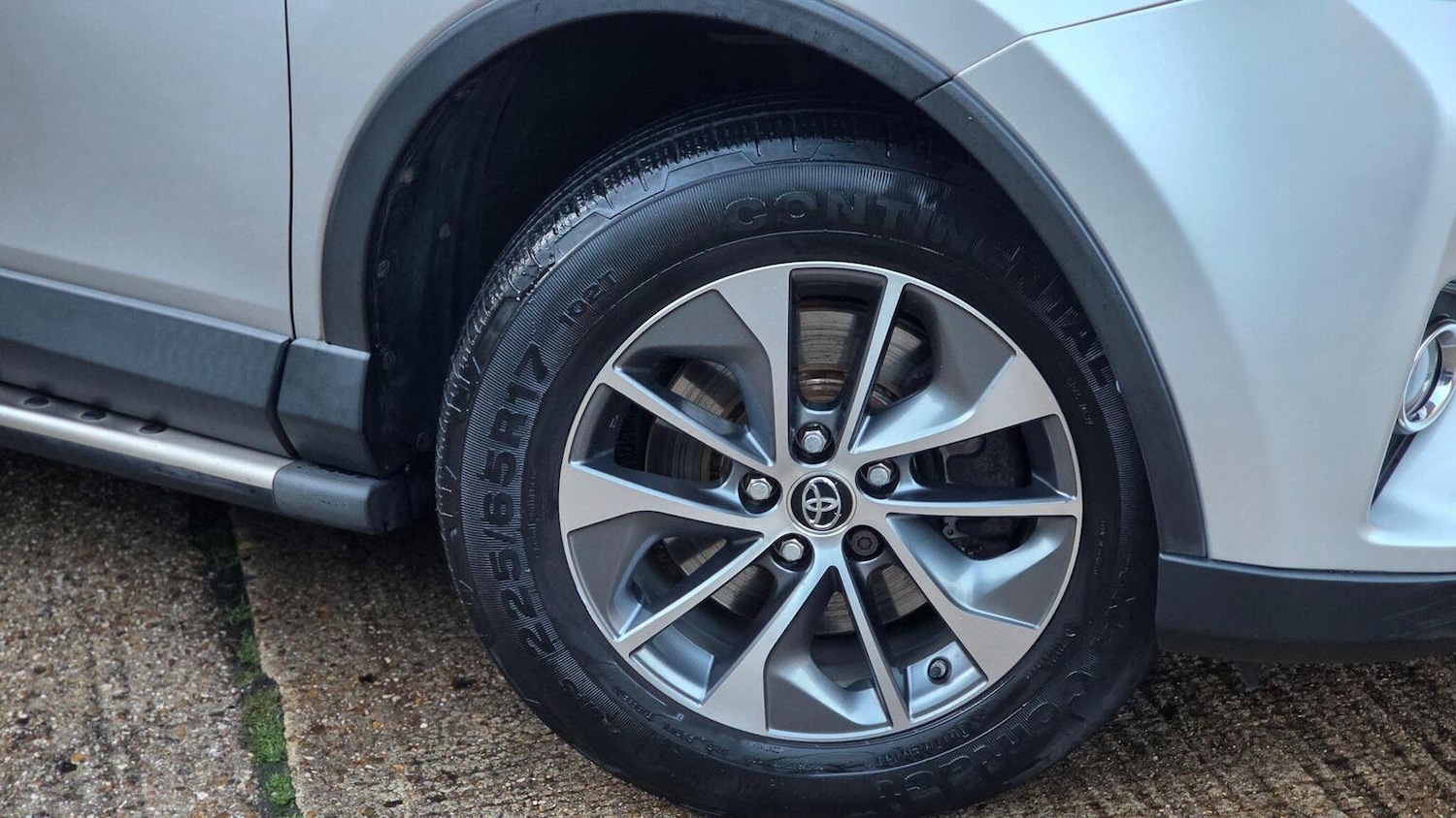 Used Toyota RAV4 2016 for sale - 76858909: Photo 67