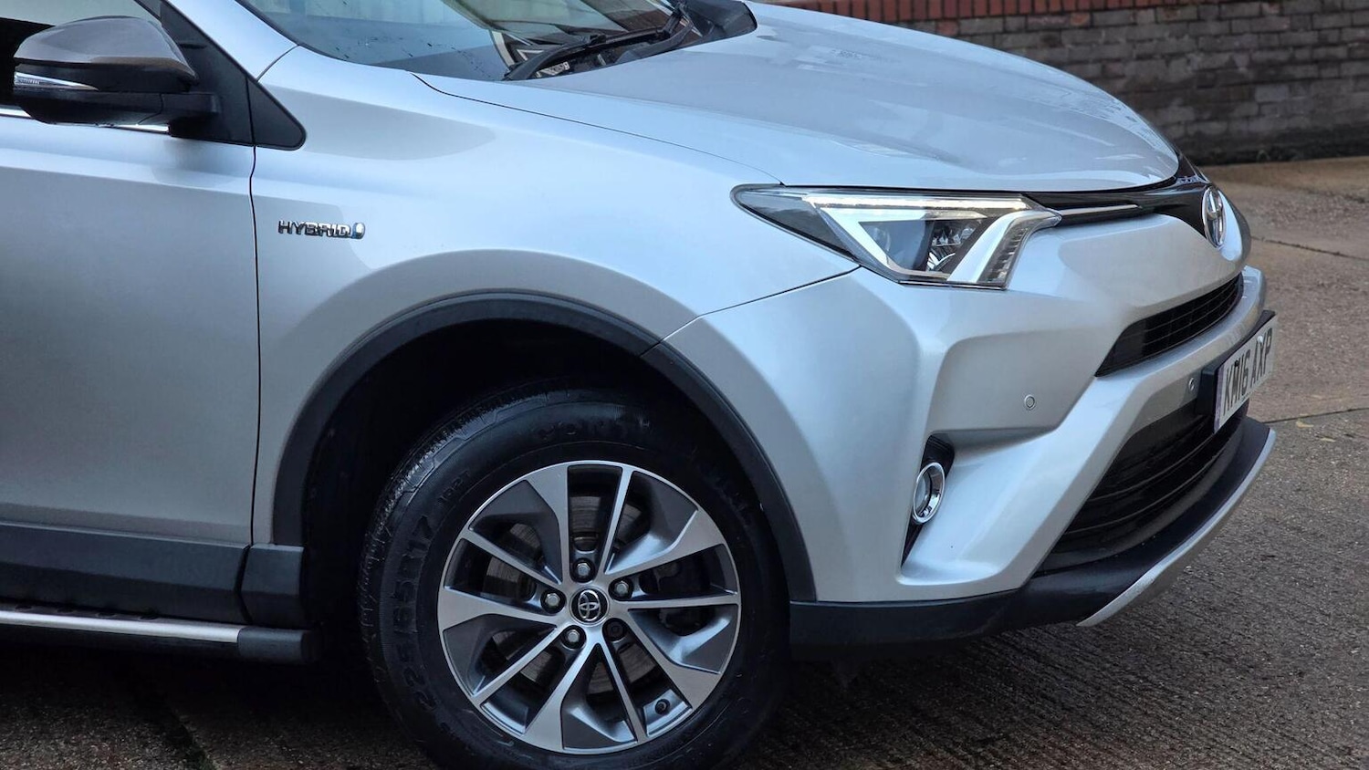 Used Toyota RAV4 2016 for sale - 76858909: Photo 71