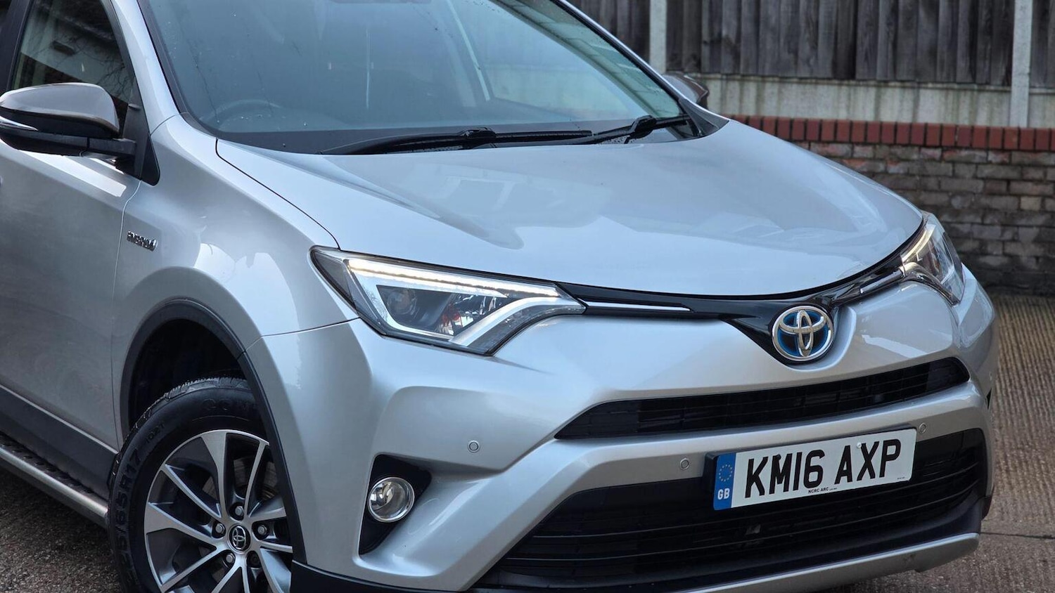 Used Toyota RAV4 2016 for sale - 76858909: Photo 74