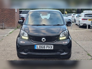 Used smart fortwo 2018 for sale - 75664495: Photo