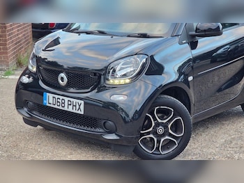 Used smart fortwo 2018 for sale - 75664495: Photo