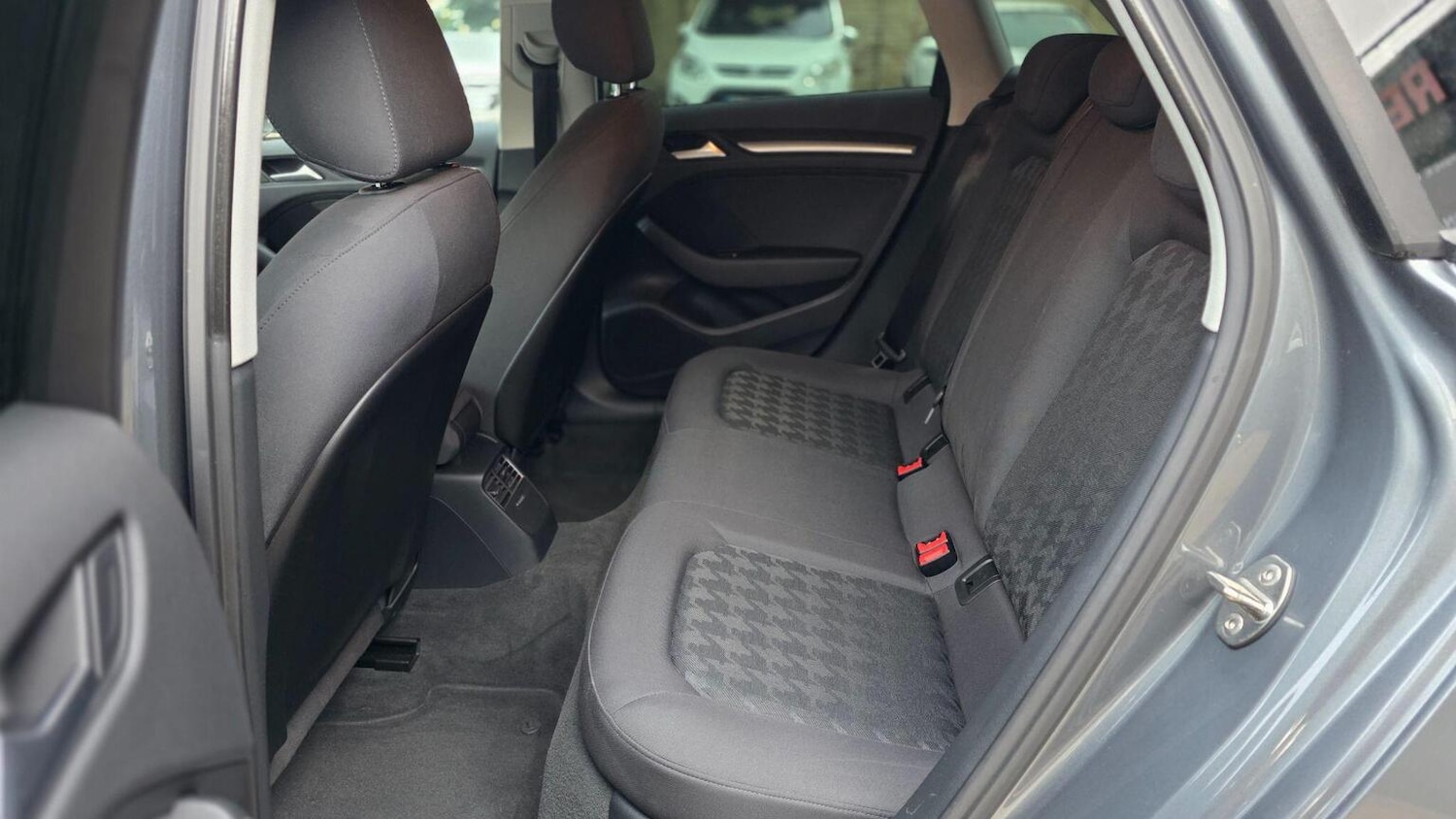 Used Audi A3 2015 for sale - 76517805: Photo 12