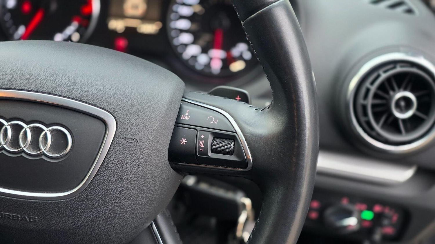 Used Audi A3 2015 for sale - 76517805: Photo 30