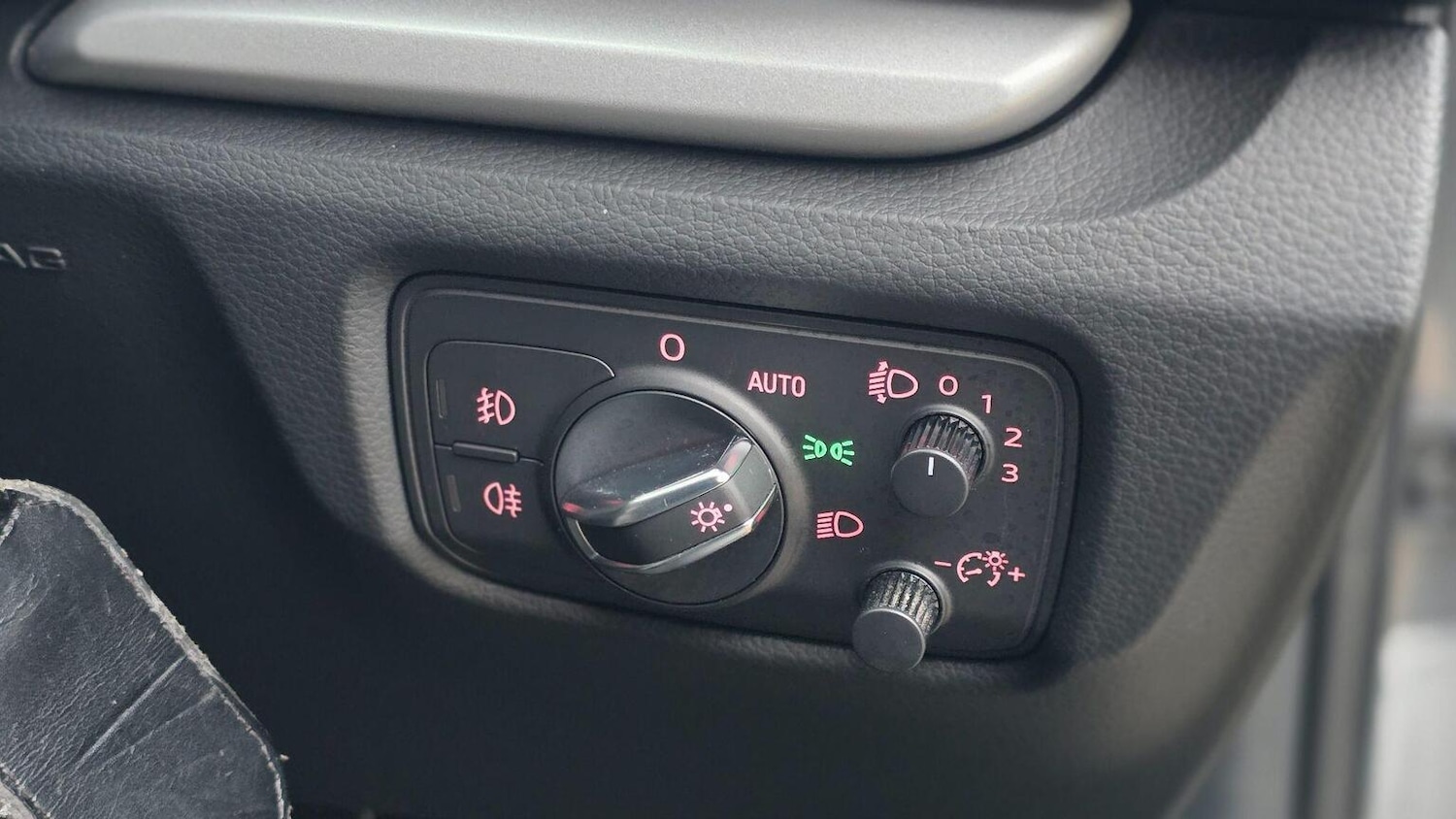 Used Audi A3 2015 for sale - 76517805: Photo 31