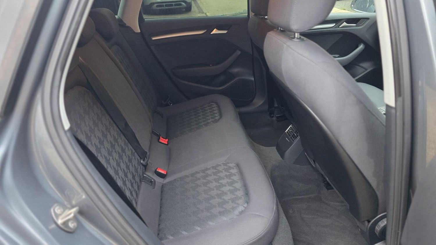 Used Audi A3 2015 for sale - 76517805: Photo 36