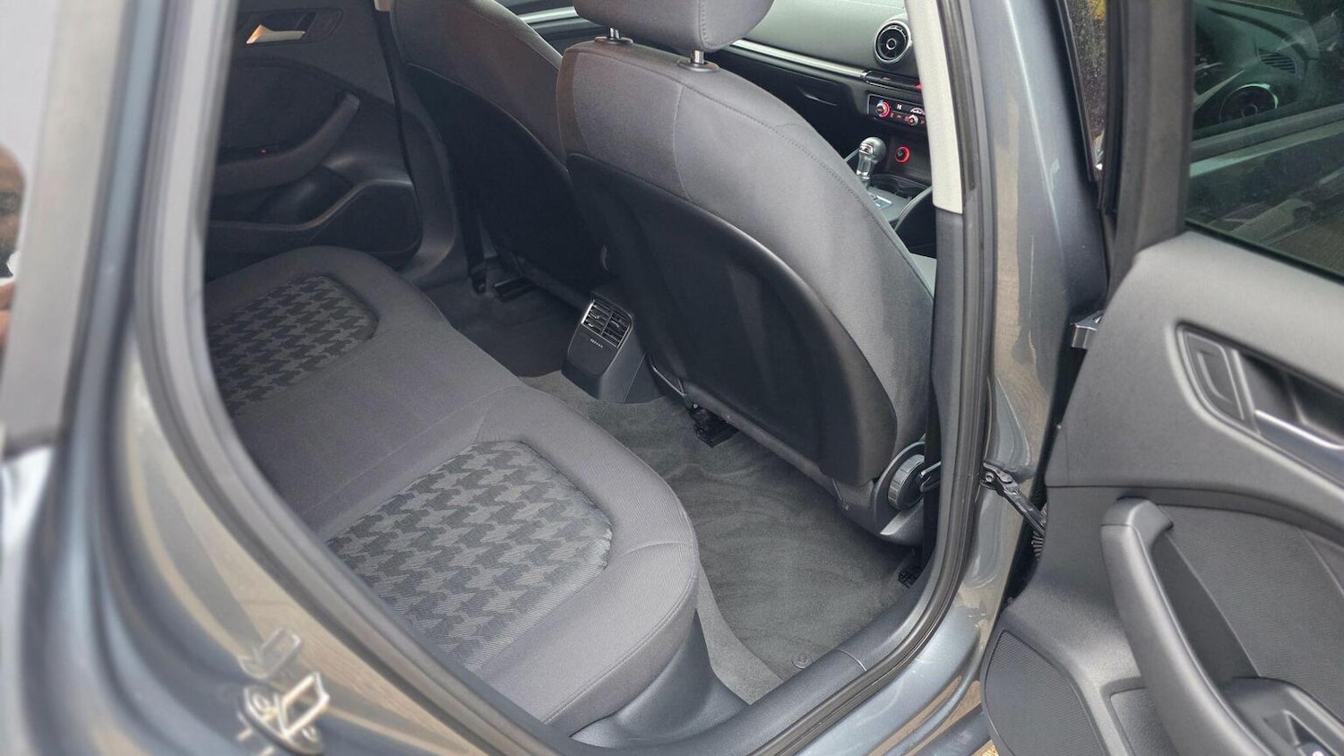 Used Audi A3 2015 for sale - 76517805: Photo 37