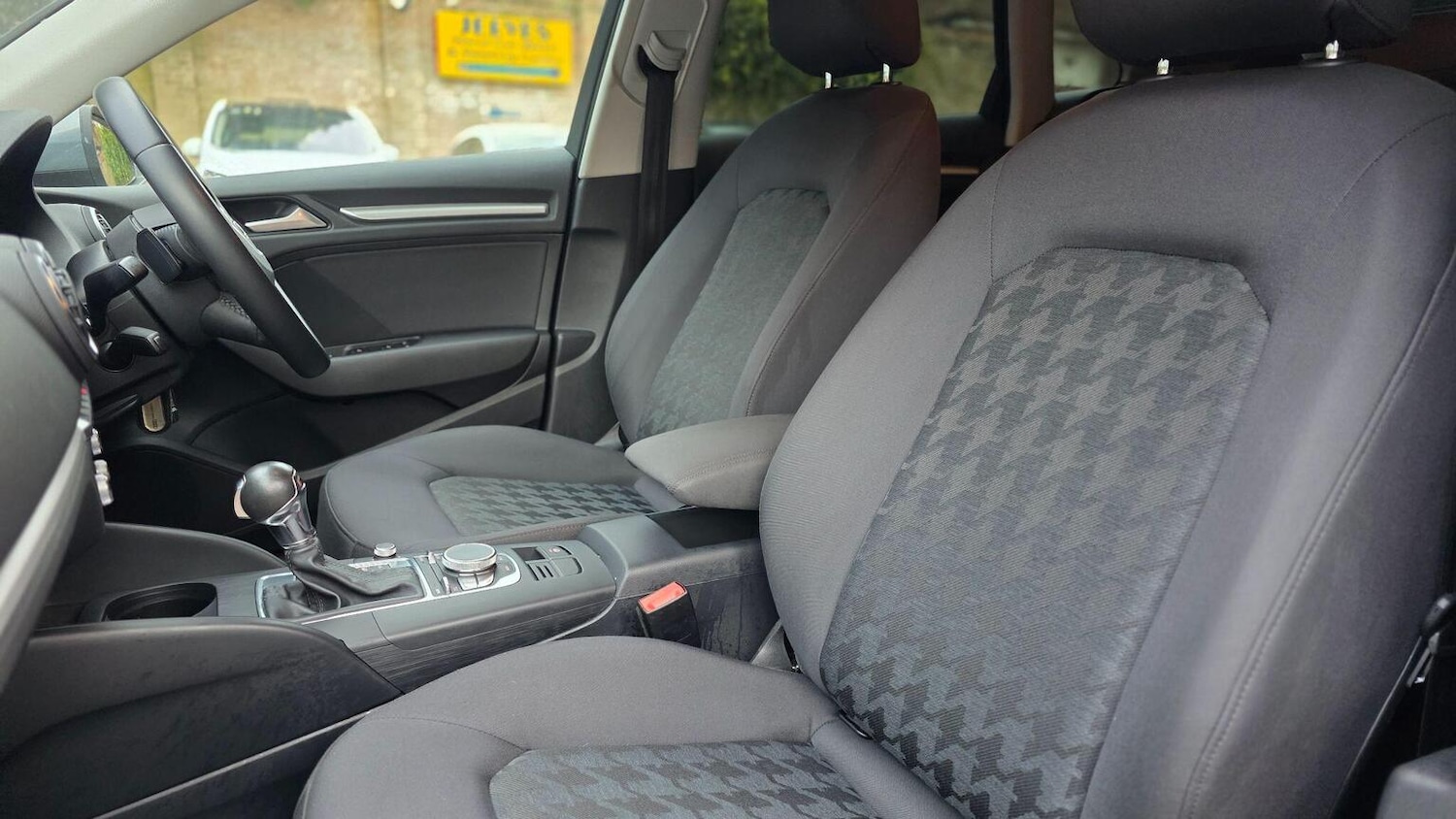 Used Audi A3 2015 for sale - 76517805: Photo 43