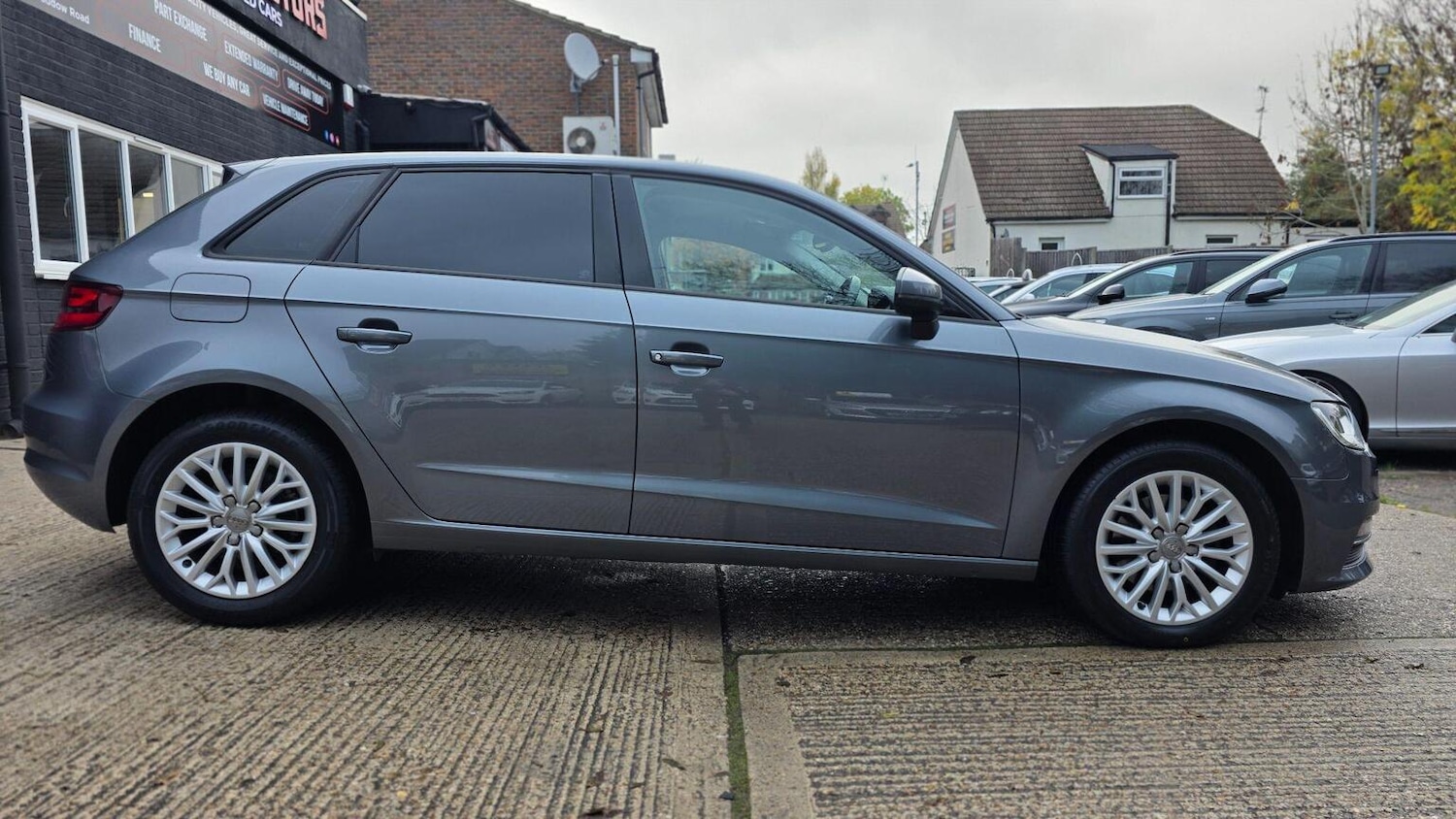 Used Audi A3 2015 for sale - 76517805: Photo 5