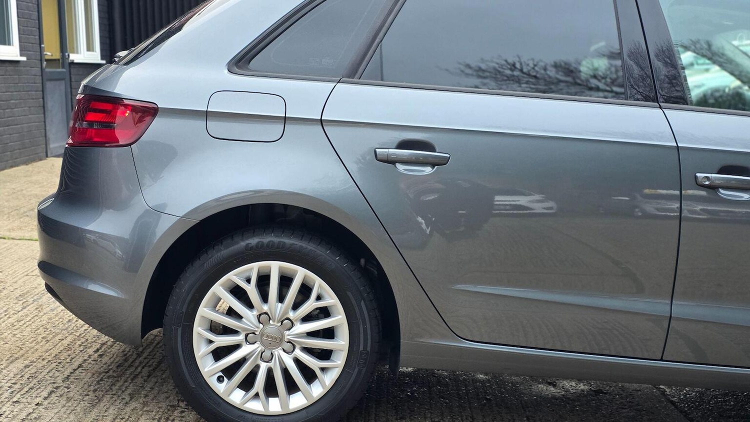 Used Audi A3 2015 for sale - 76517805: Photo 53