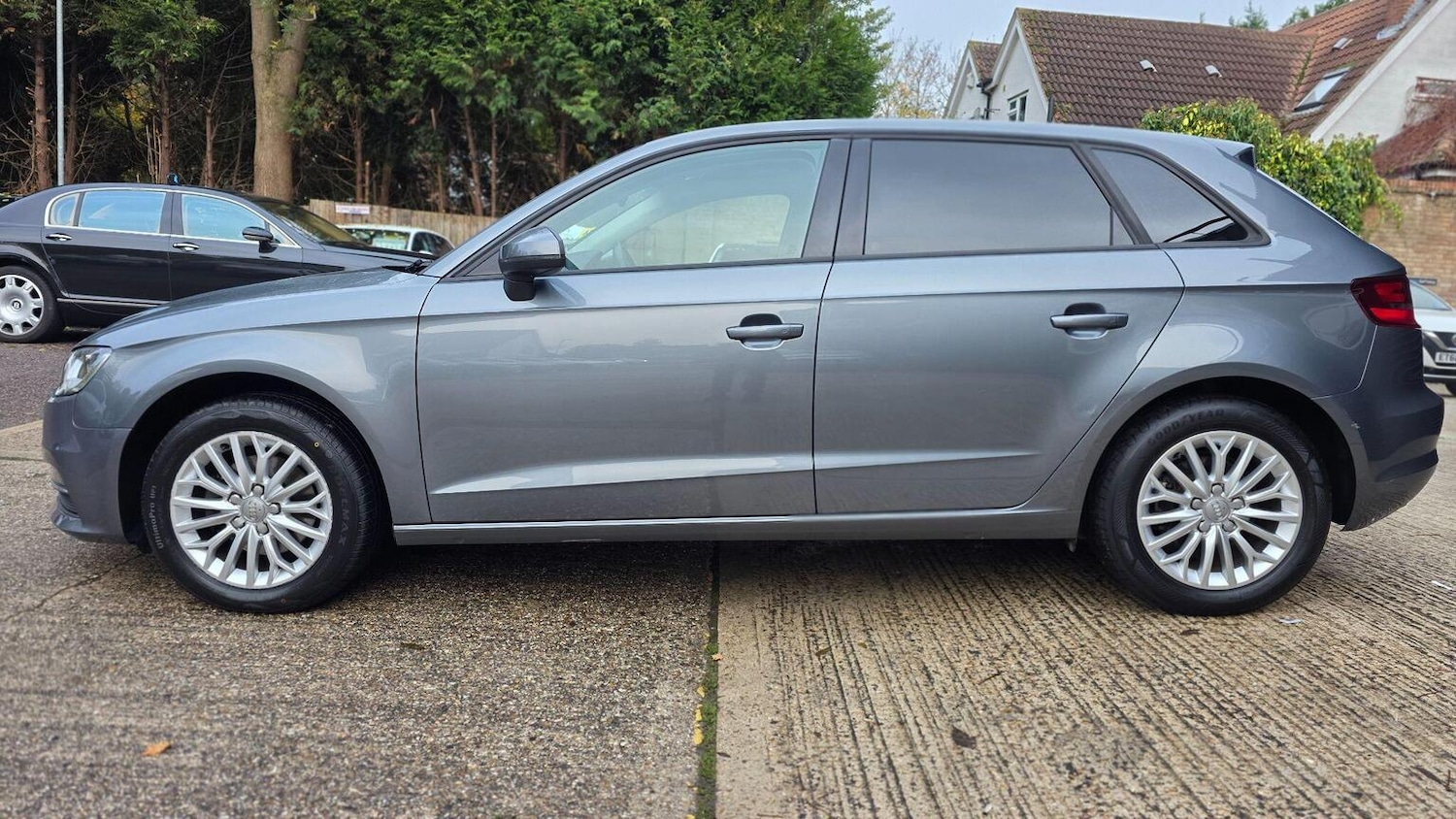 Used Audi A3 2015 for sale - 76517805: Photo 9