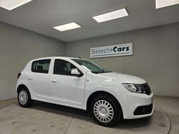 2019 (19) - 0.9 TCe Essential Hatchback 5dr Petrol Manual Euro 6 (s/s) (90 ps)