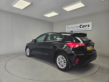 Used Ford Focus 2022 for sale - 75348058: Photo