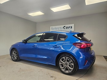 Used Ford Focus 2023 for sale - 75348132: Photo