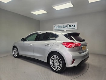 Used Ford Focus 2019 for sale - 75716368: Photo