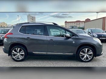 Used Peugeot 2008 2015 for sale - 77030287: Photo