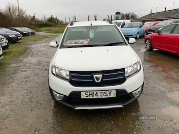Used Dacia Sandero Stepway 2014 for sale - 79084811: Photo