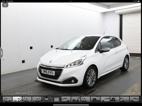 Used Peugeot 208 2016 for sale - 77052579: Photo 2