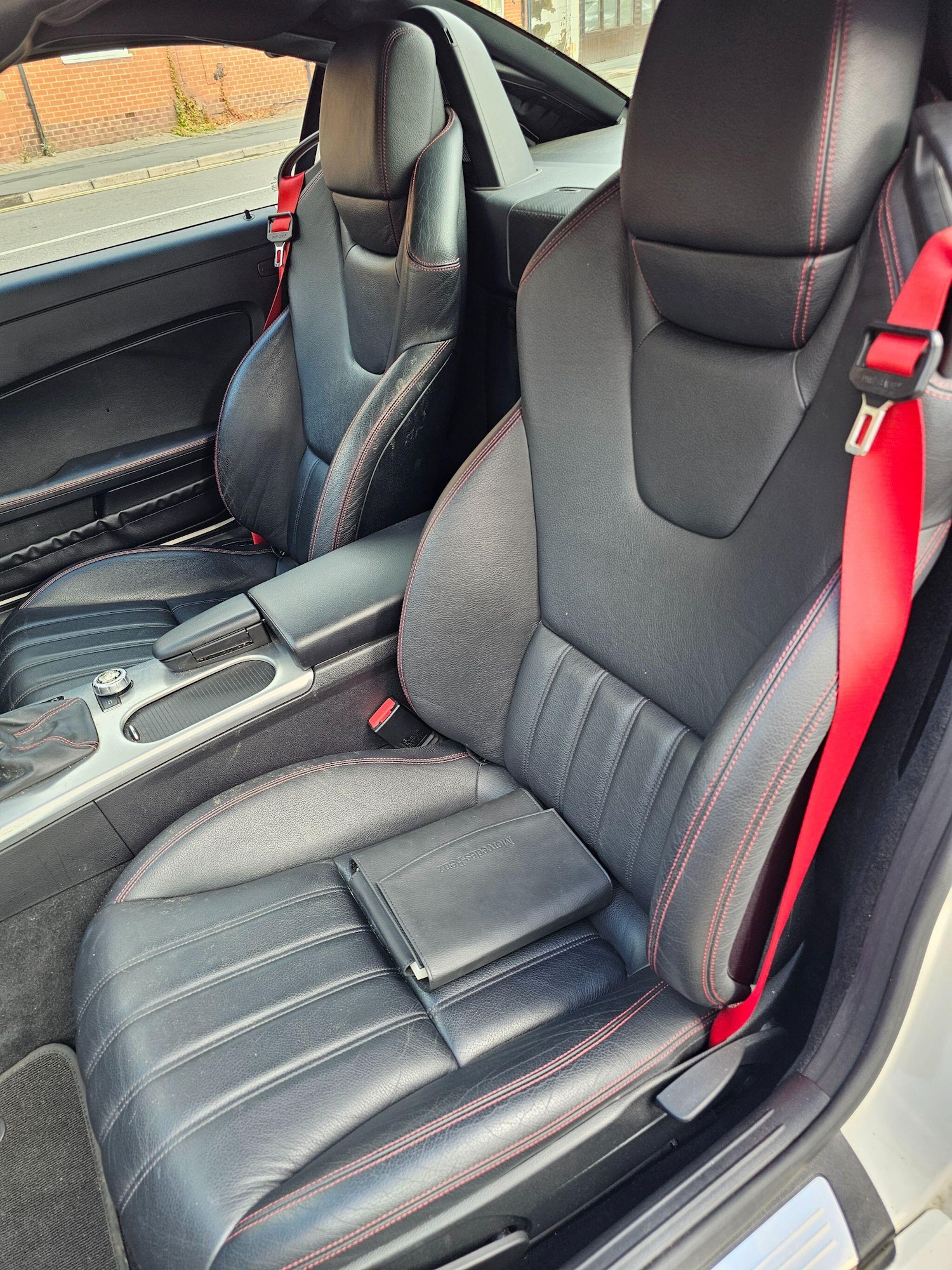 Used Mercedes-Benz SLK 2012 for sale - 76988423: Photo 25