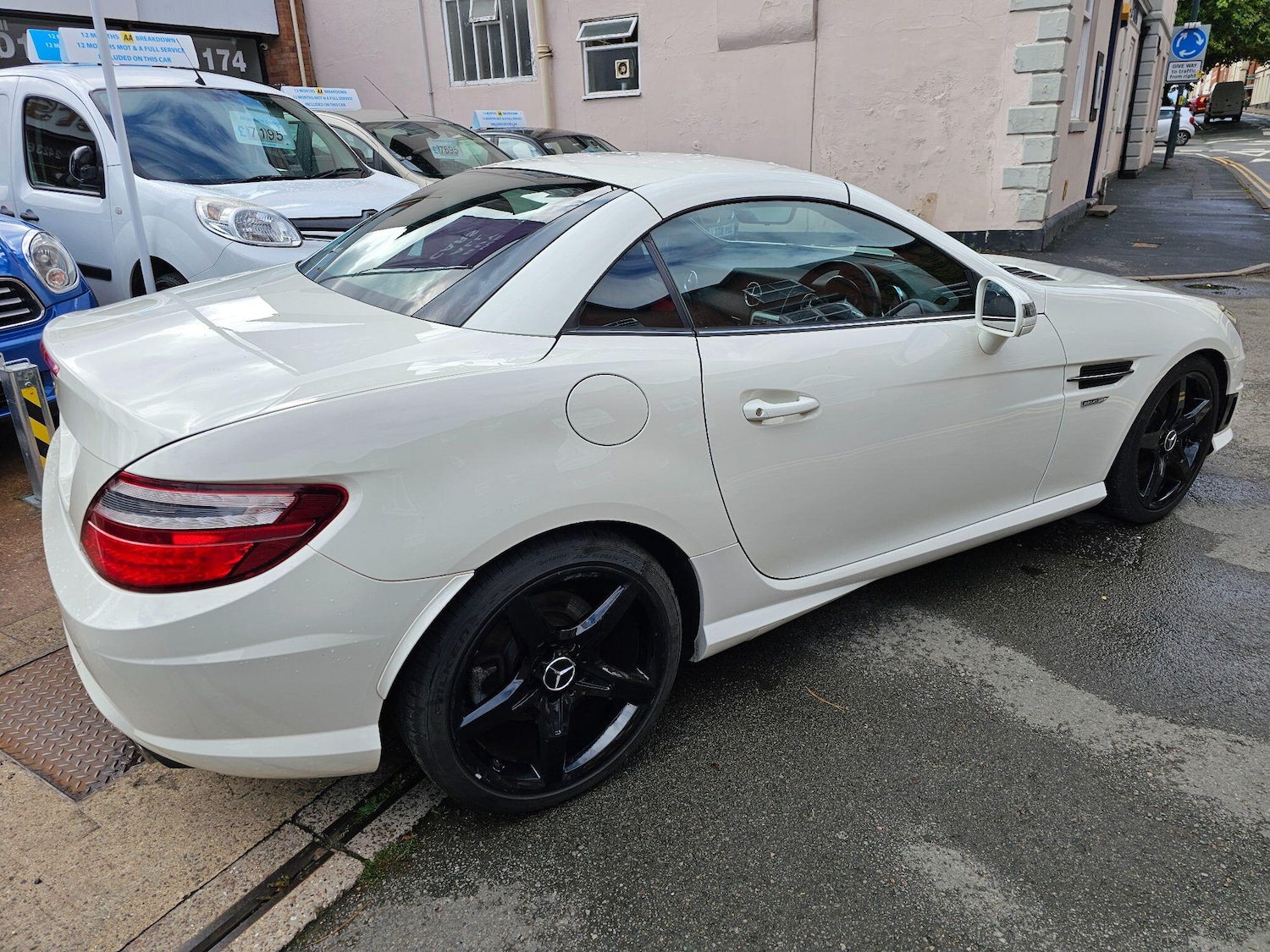 Used Mercedes-Benz SLK 2012 for sale - 76988423: Photo 5