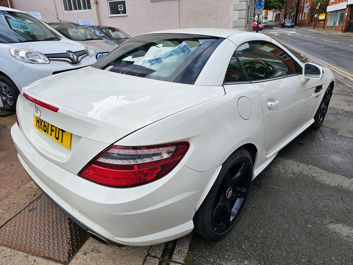 Used Mercedes-Benz SLK 2012 for sale - 76988423: Photo 6