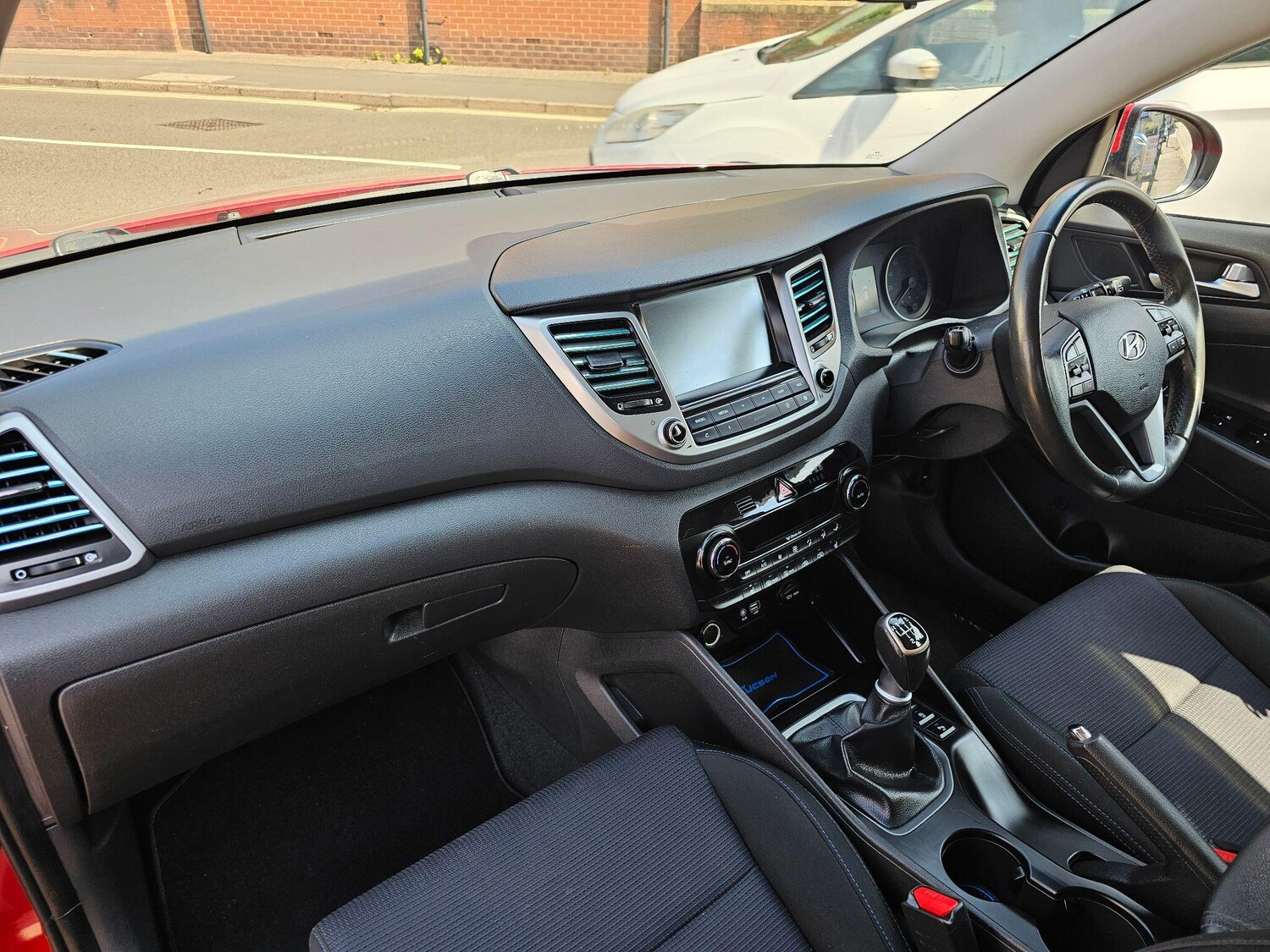 Used Hyundai TUCSON 2017 for sale - 76993728: Photo 24